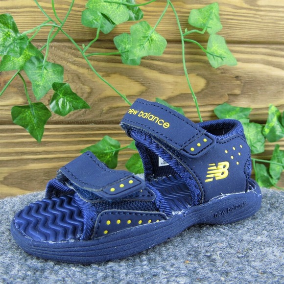 New Balance Boys Ankle Strap Shoes Blue Synthetic Hook‎ & Loop Size T 7 Medium - Picture 1 of 7